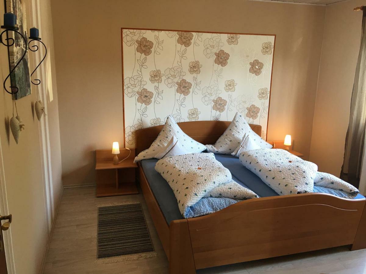 Ferienwohnung Martina Zell an der Mosel Luaran gambar